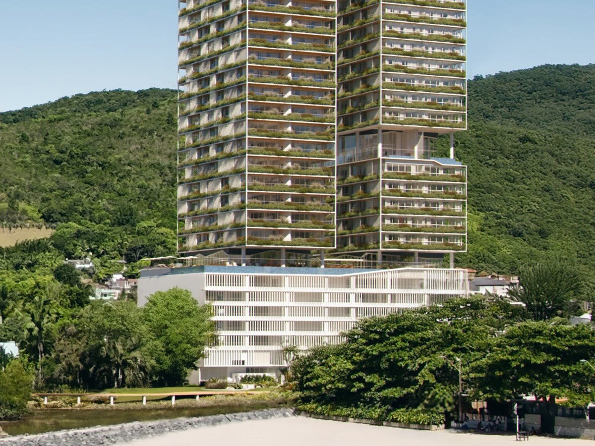 Torres do Namar, de frente para o mar em Porto Belo